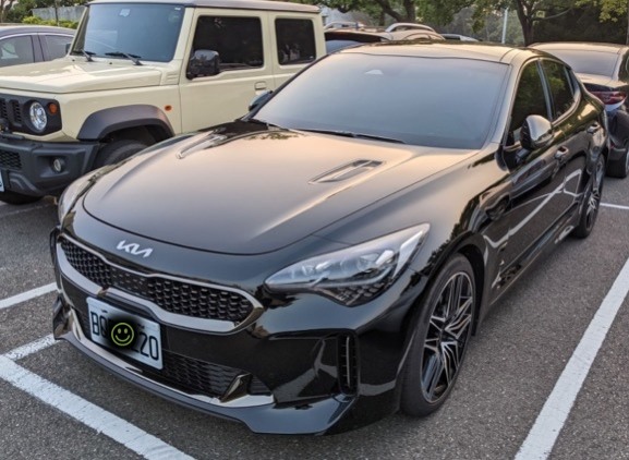 開箱我的小瑪莎拉蒂Kia Stinger 2.0 GT Line