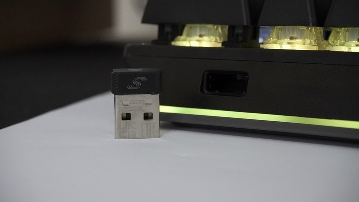 【開箱】賊船首把60%無線鍵盤!! CORSAIR K70 PRO MINI WIRELESS開箱