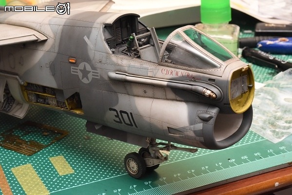 [模型製作記] 1/32 A-7E 戰鬥紅雞