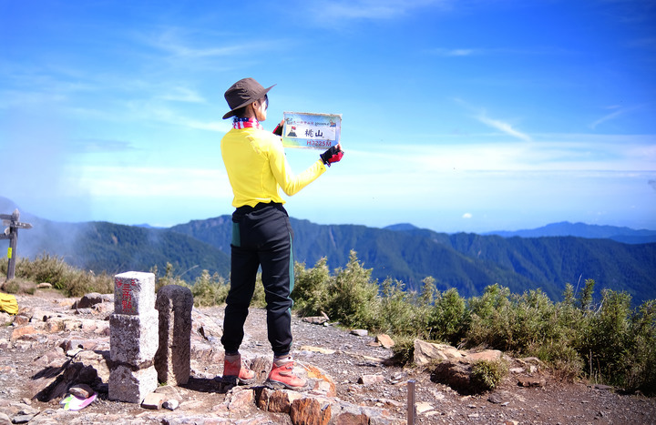 點我看大圖 【桃山喀拉業】一日二秀 | 比合歡西峰還要鳥的鳥山