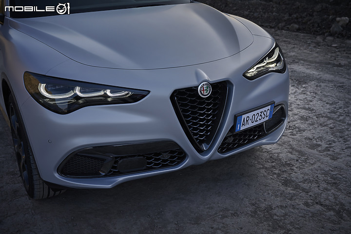 【海外新訊】視覺搶眼、配備更多元 新年式Alfa Romeo Giulia / Stelvio 帥氣登場