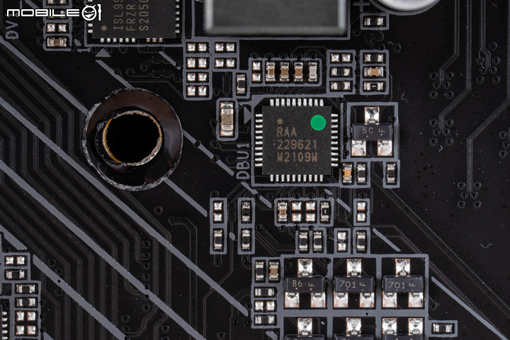 技嘉 X670 AORUS ELITE AX 主機板開箱實測 以實用設定獲取裝機 CP 值!