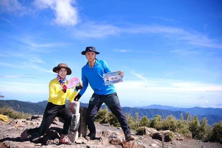 點我看大圖 【桃山喀拉業】一日二秀 | 比合歡西峰還要鳥的鳥山