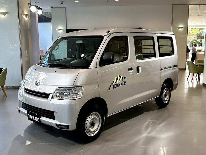 【採訪】Toyota Town Ace 廂型車54.5萬元起展開預售,實車細節與空間賞析