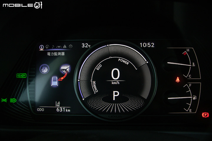 Lexus UX 250h 新年式試駕｜影音系統再升級，發揮最強親和力！