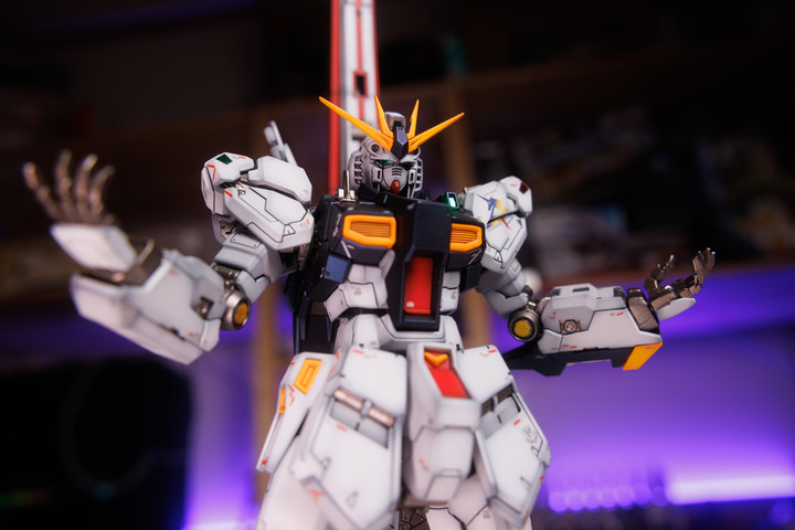 來自福岡的頂級和牛 萬代 RG 1/144 RX-93FF ν Gundam