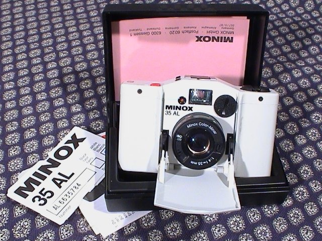 Minox 35AL 白色相機.