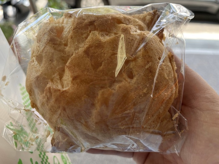 [食記] 米琪淋乳凍蛋糕，台灣新北萬里，外皮香酥內餡滿滿的大泡芙！