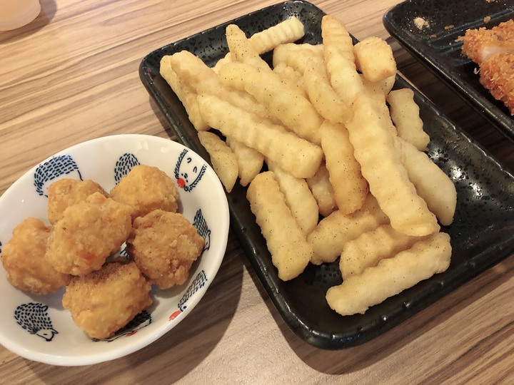 【小惡魔好玩兔U】🐰【食記】平價日式美食丨五國真湯@台中梧棲