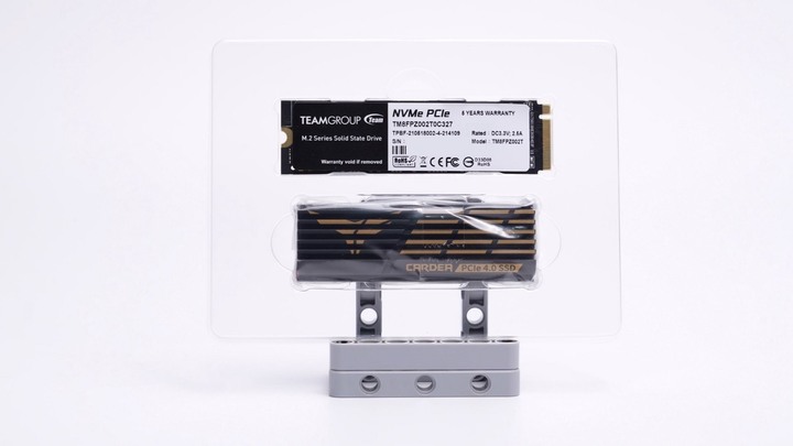 點我看大圖 散熱片買一送一?筆電桌機都適合的頂級 SSD!T-FORCE CARDEA A440 2T