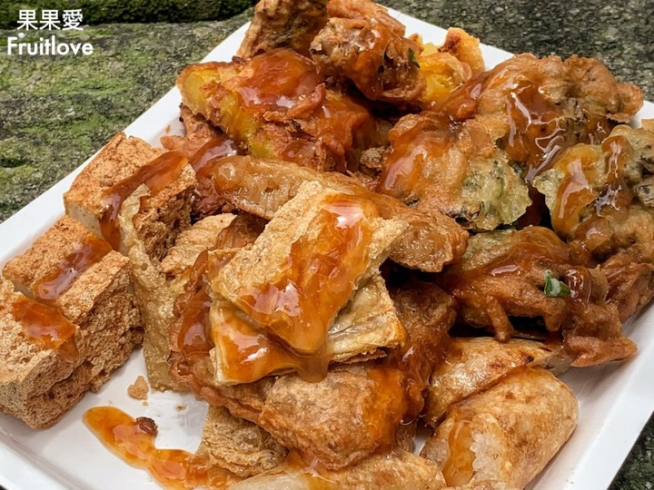 點我看大圖 南投美食-從早餐到凌晨,隨時都可以吃到蚵嗲、魷魚嗲