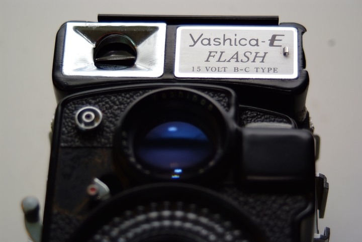Yashica-E Flash.6X6相機.