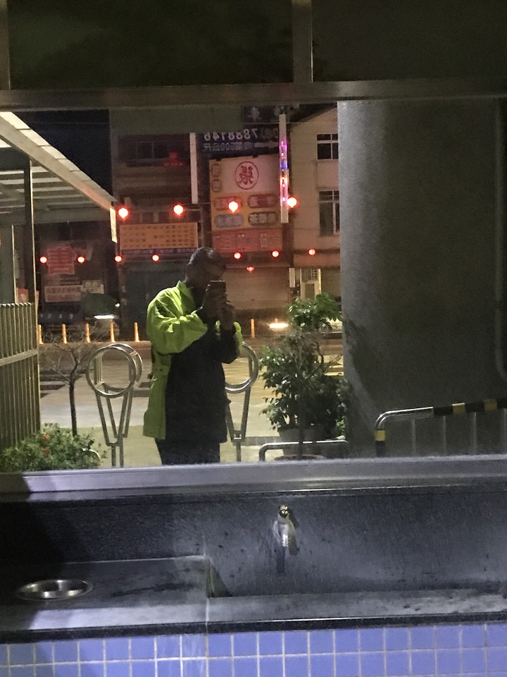 哈雷鯊魚頭一夜環島 千里返鄉投票