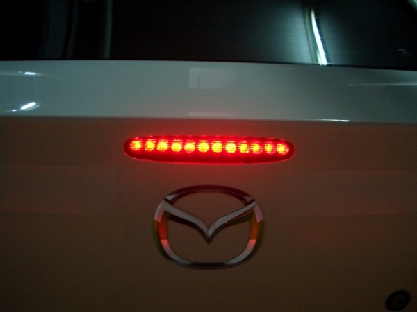 馬 3 的 LED 第三煞車燈 , PART 3 !! ( 10 mm LED 版 )