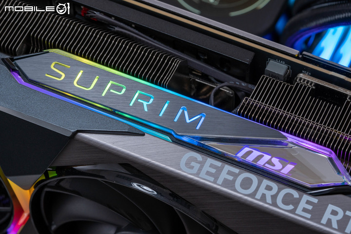 微星 GeForce RTX 4080 SUPRIM X 16GB 顯示卡開箱實測 以華麗外觀打造的新世代高階旗艦