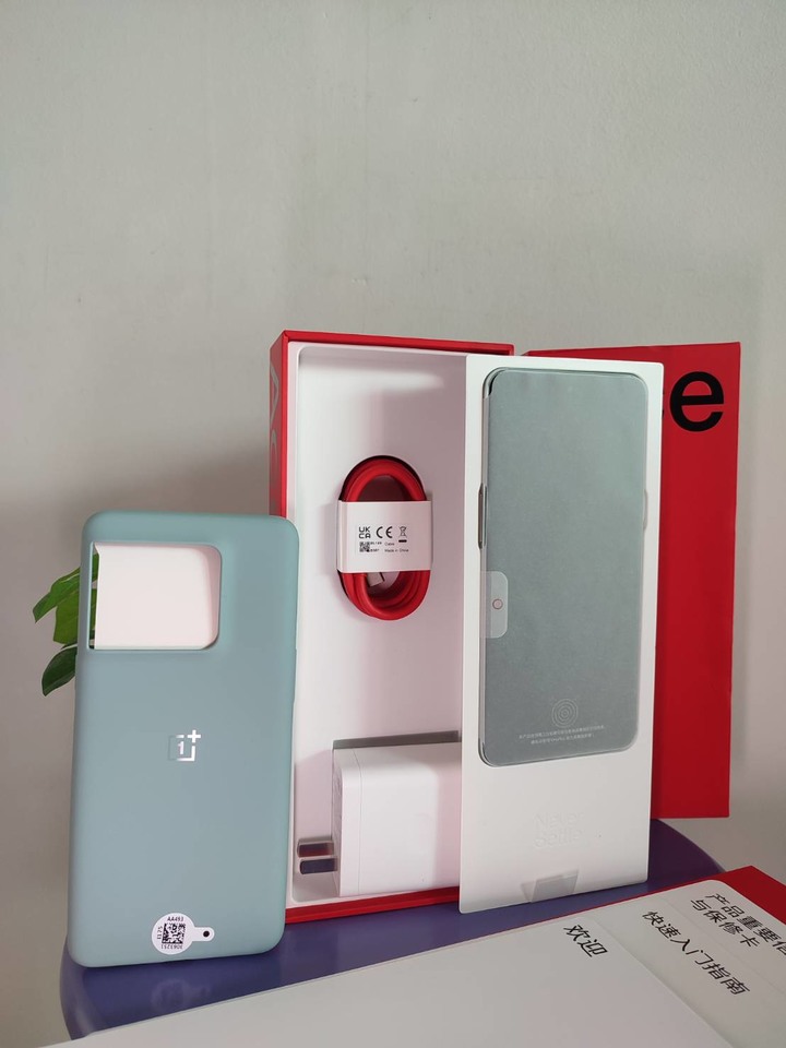 一加手機 oneplus Ace Pro 5G 簡單開箱