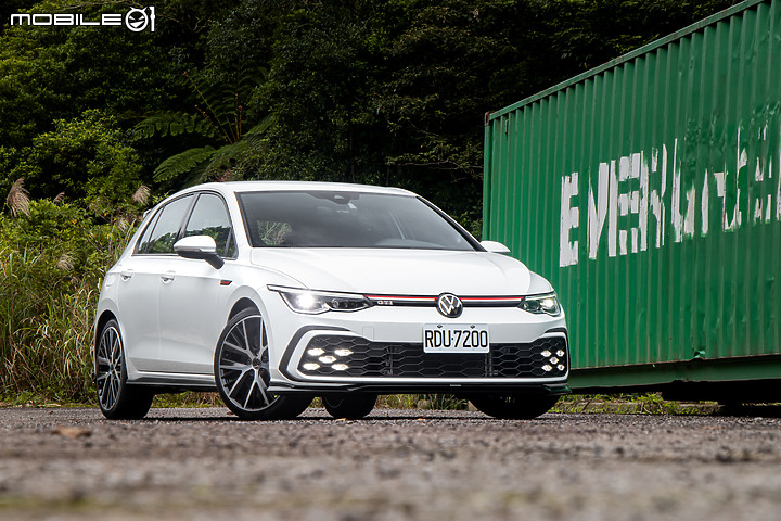 Volkswagen Golf GTI 經典駕馭版試駕| 色香味俱全的性能家常菜!