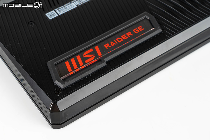 MSI Raider GE67 HX 測試報告｜240Hz OLED 螢幕打造頂級視覺體驗！