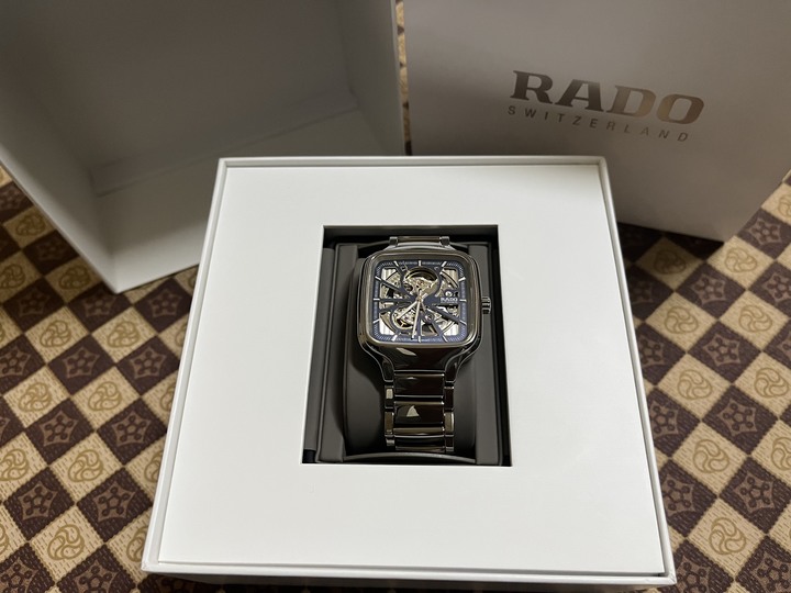 第一次開箱獻給RADO