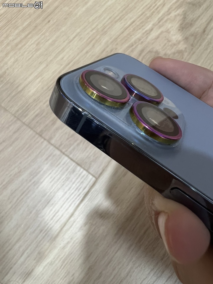 moshi手機殼Altra 造成iphone13pro 災情