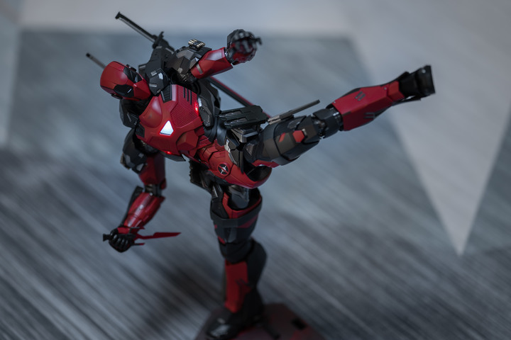 裝甲死侍開箱