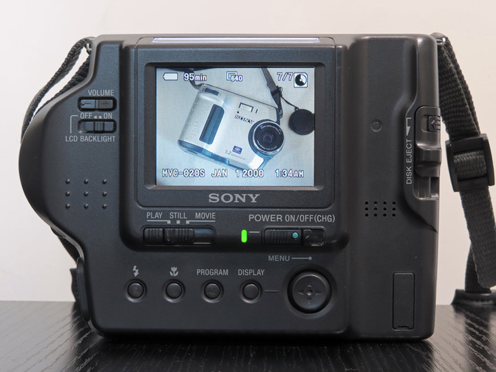 懷舊Sony相機寫真第二彈 - Mavica FD90
