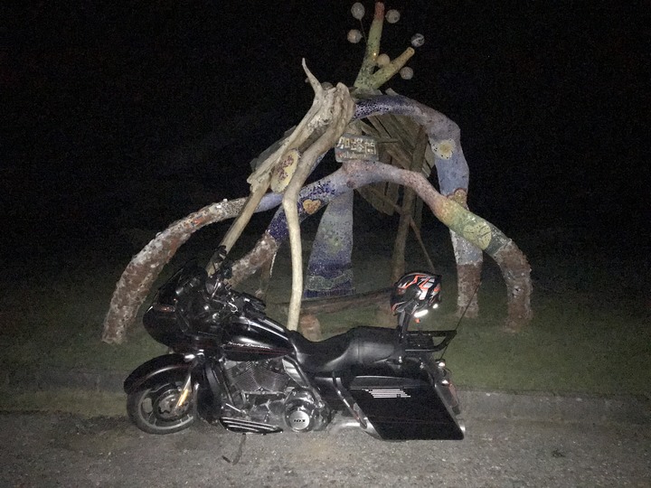 哈雷鯊魚頭一夜環島 千里返鄉投票