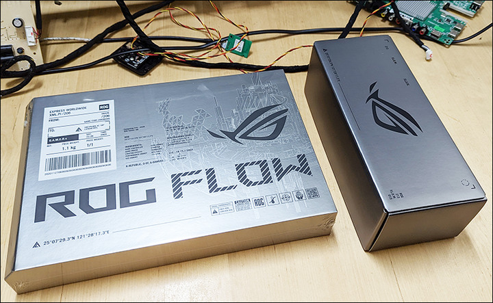 ROG Flow Z13不專業開一下箱