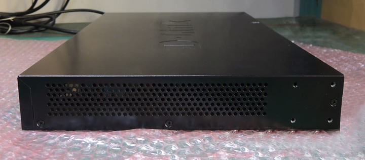 DGS-1250系列為新一代智慧型具備10G埠Gigabit網路交換器，擁有完善的安全性與管理功能，提供企業高速、安全與節省成本的網路方案