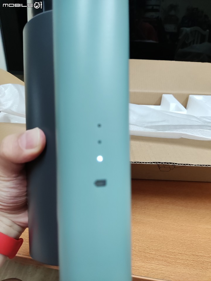 【 體驗分享 】Panasonic MC-A13G 羽量級無線吸塵器，極致輕巧天天打掃也不累！