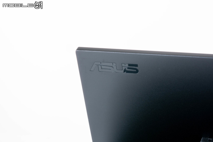 ASUS ProArt PA147CDV 可攜式螢幕開箱實測 以精準色彩與觸控設計提供高效作業能力