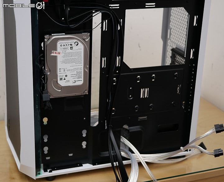 入門大空間 Fractal-Design Focus 2 開箱