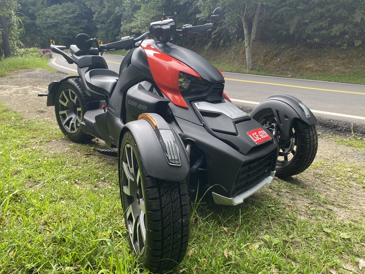 我的Ryker900 Rally版