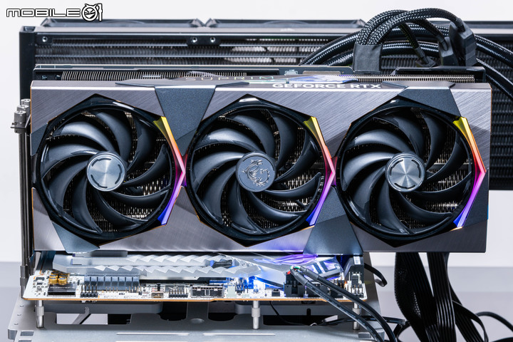 微星 GeForce RTX 4080 SUPRIM X 16GB 顯示卡開箱實測 以華麗外觀打造的新世代高階旗艦