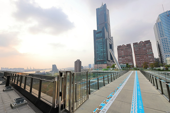 (映像分享) 漫遊高空、徜徉港都in高雄 feat.承億酒店TAi Urban Resort
