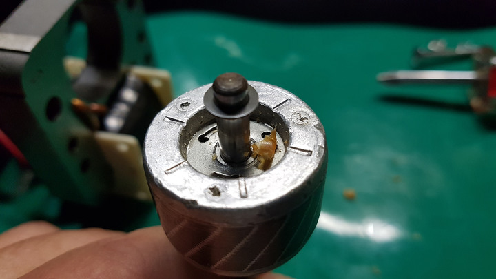 點我看大圖 太星電工的爛東西...