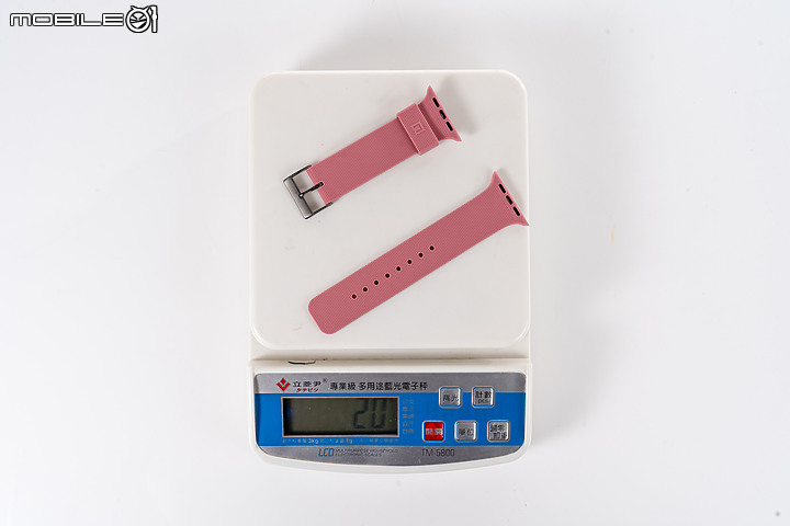 UAG x Apple Watch錶帶開箱|改款新品連發,軍風簡潔我都要!