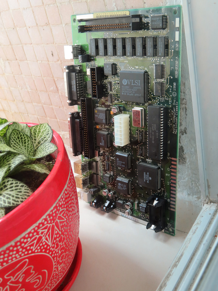 點我看大圖 【攝影分享】用肥皂水把Macintosh Classic救回來了