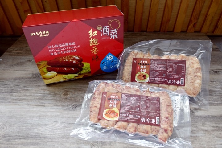 同事推薦的台酒年菜開箱