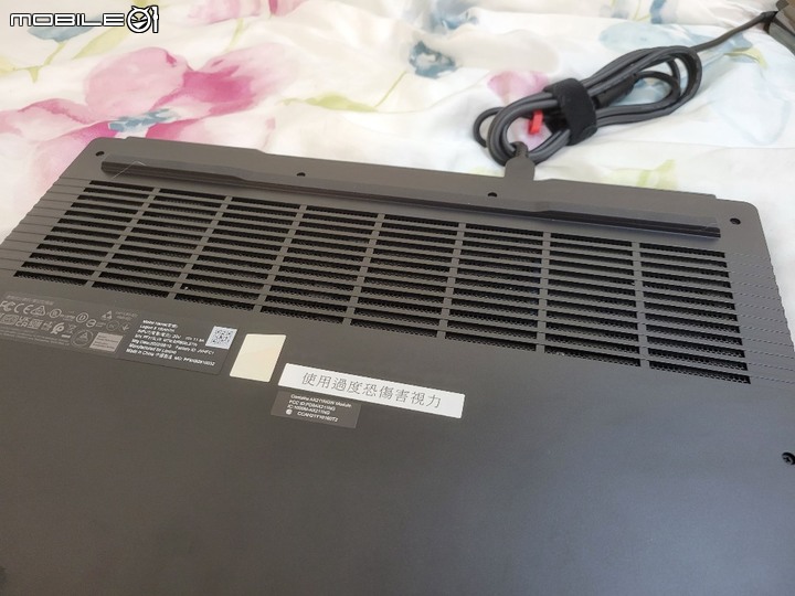 Lenovo Legion 5i開箱|商務外表,電競內在的效能怪獸