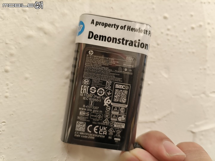 [開箱] 惠普 HP Elite Dragonfly G3 專為頂尖商務族群設計的豪華體驗