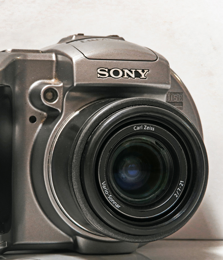 【懷舊分享】光碟式相機 - Sony Mavica CD400