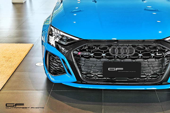 最強五缸鋼砲 - Audi RS3 Sportback 突如其來之展間開箱小記