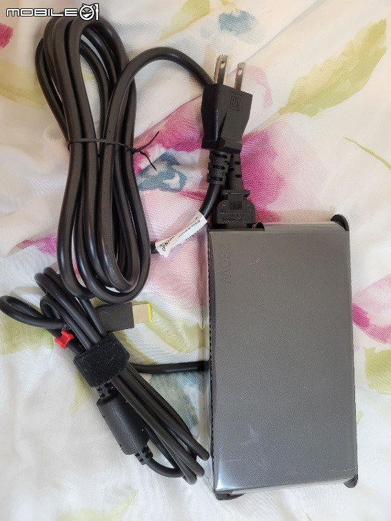 Lenovo Legion 5i開箱|商務外表,電競內在的效能怪獸