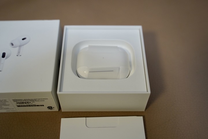 Airpods Pro 1 VS 2 台灣上市_開箱實測