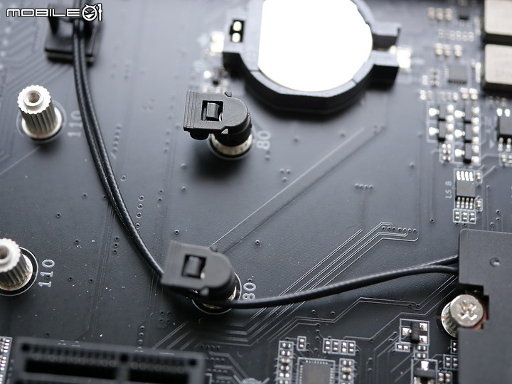 點我看大圖 入門創作系無光害 GIGABYTE B650 AERO G / AMD R7 7700X 開箱