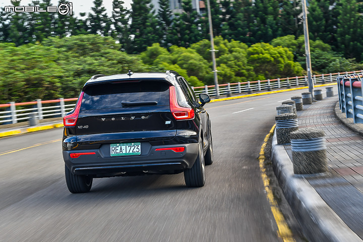 Volvo XC40 Recharge Single Motor全台首試(租?) │ 更便宜也更好開,先相處後再購買!