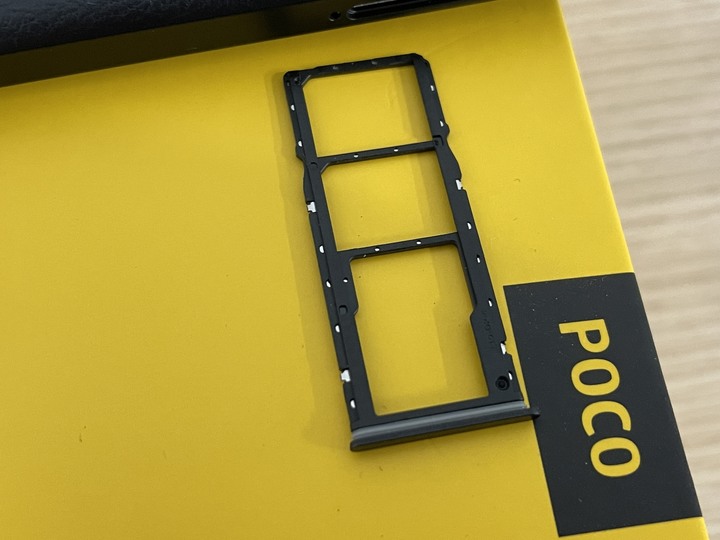 雙11 第一買-POCO M5 開箱
