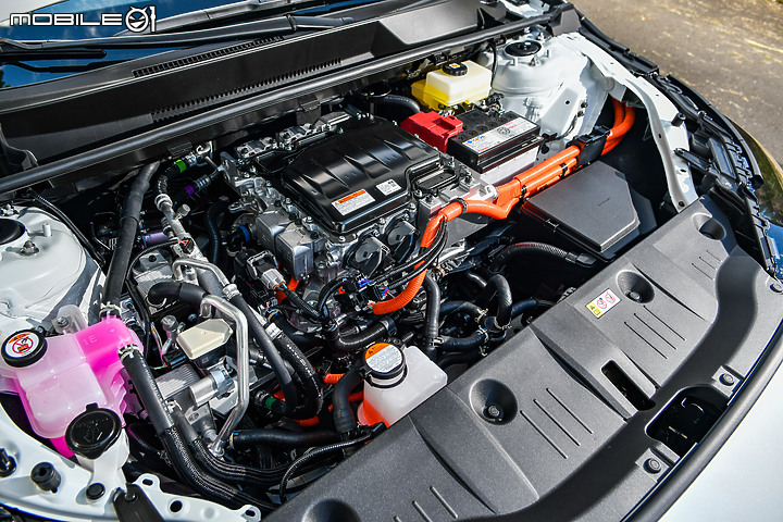 Subaru Solterra 試駕 │ 不失靈魂的純電,滿配bZ的體驗!