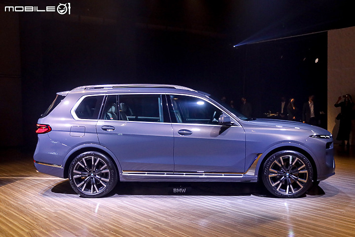 【採訪】BMW 小改款 X7 上市,導入 512 萬元「xDrive40i」及 698 萬元「M60i xDrive」雙車型!